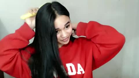 Snapshot of scarletvamp chatting on March 4, 6:39 pm scarletvamp online show from March 4, 6:39 pm