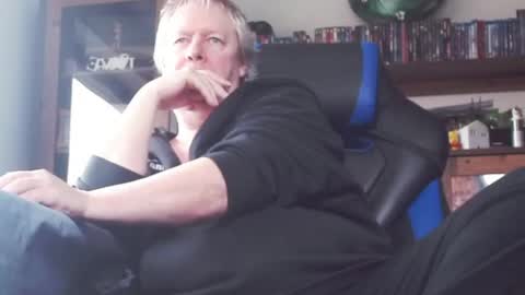 Thomas online show from March 1, 9:07 am