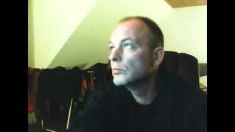 schnibschnab online show from March 6, 4:22 am