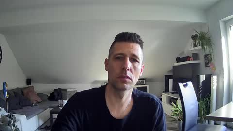 Dildomen online show from April 17, 7:00 am