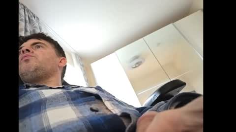 Snapshot of schosch01 chatting on February 7, 1:53 pm schosch01 online show from February 7, 1:53 pm