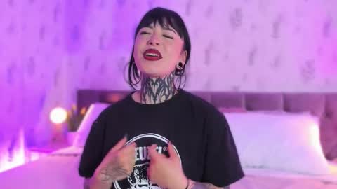 Scolw  online show from October 15, 9:04 pm