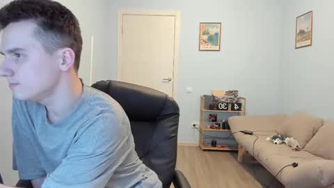 Thomas brunette and Alex blond online show from February 22, 3:03 pm