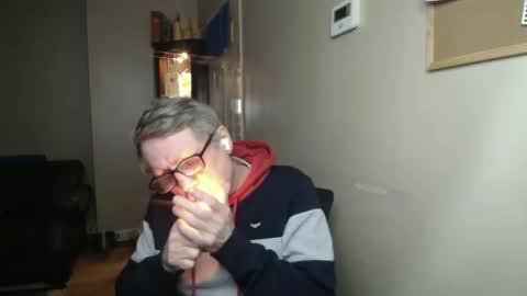 James online show from December 16, 8:59 pm