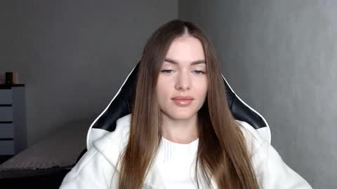 scratc_h online show from October 15, 3:13 pm