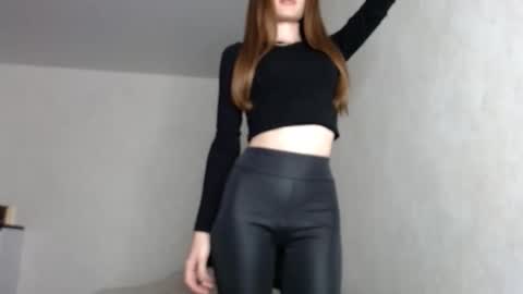 scratc_h online show from October 16, 3:33 pm