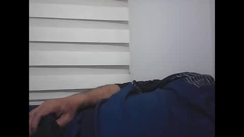 Evren online show from April 6, 7:04 pm