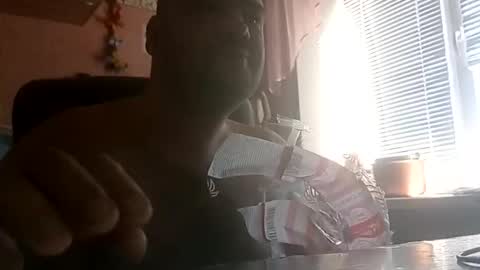 scuban87 online show from March 14, 11:14 am