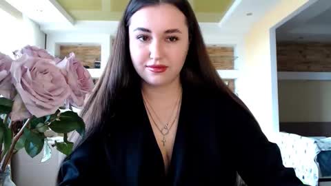 Elizabeth  online show from March 10, 9:12 am