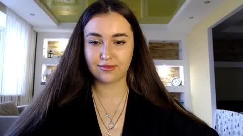 Elizabeth  online show from January 8, 11:21 am