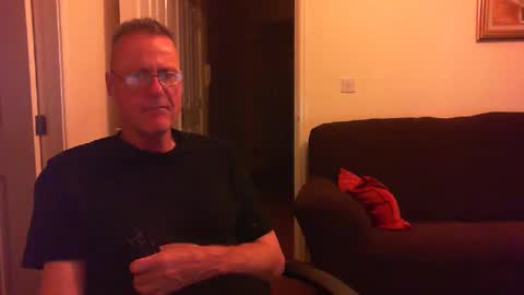 Snapshot of seakrait chatting on December 1, 6:21 pm seakrait online show from December 1, 6:21 pm
