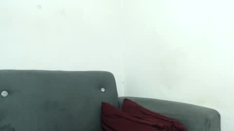seank_noszka online show from February 14, 8:05 pm
