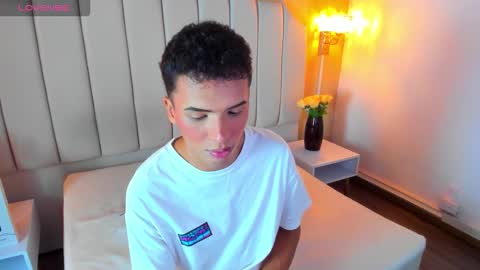 Sean online show from November 4, 3:52 am