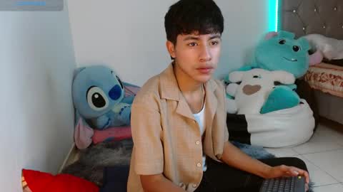 sebas_fire4 online show from April 2, 1:57 am