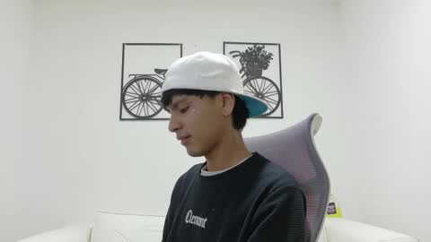 SEBASTIAN online show from October 14, 9:29 pm