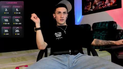 Sebastian online show from November 25, 12:31 am