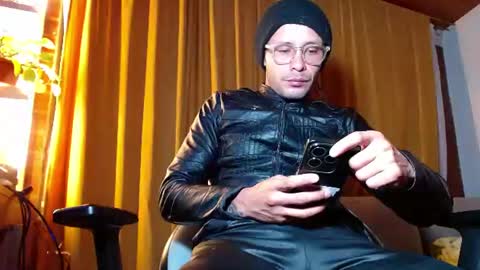 Sebastian online show from June 13, 6:02 am