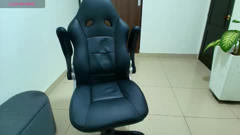 juan  sebastian online show from February 5, 4:10 pm