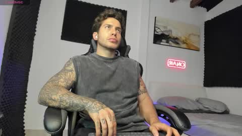 Lucian Sinclair online show from November 6, 1:30 am