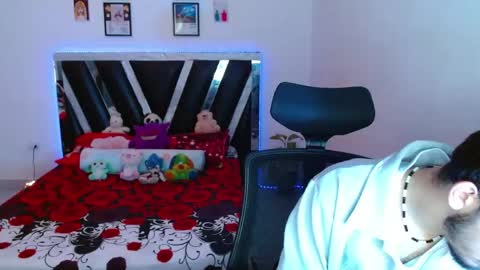 Sebas online show from May 14, 10:41 pm