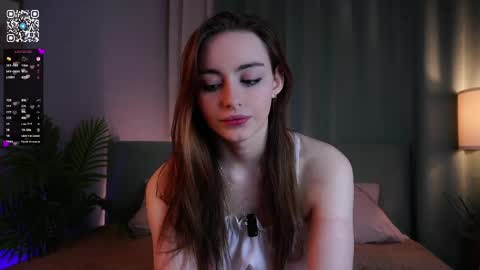 Lily online show from April 8, 3:15 pm