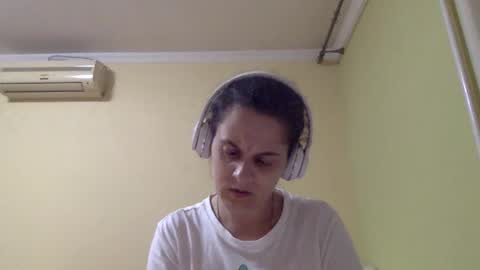 Snapshot of secretlady4u chatting on September 21, 4:44 pm Secretlady4U online show from September 21, 4:44 pm