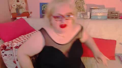 Alice online show from February 27, 7:37 pm