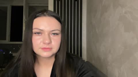 Annette  online show from May 26, 8:04 pm