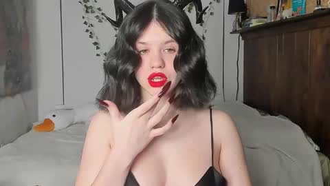 Anna online show from February 18, 8:58 pm