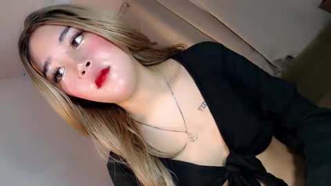 seducing_angela online show from November 1, 1:28 am