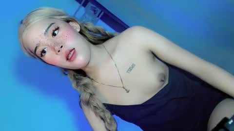 seducing_angela online show from December 1, 12:30 am