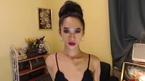 ashly online show from November 14, 12:29 pm