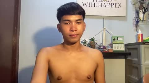 Snapshot of seductive_william chatting on February 17, 12:16 pm William online show from February 17, 12:16 pm