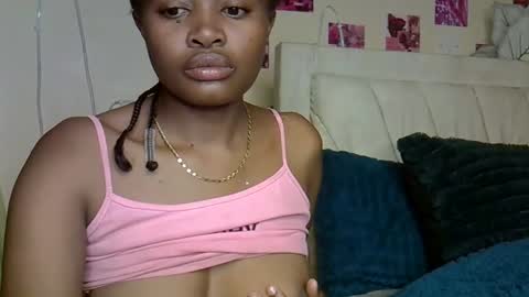 seductive glow online show from January 15, 8:01 am