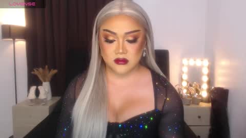 Natalie Mefford online show from February 20, 1:46 am