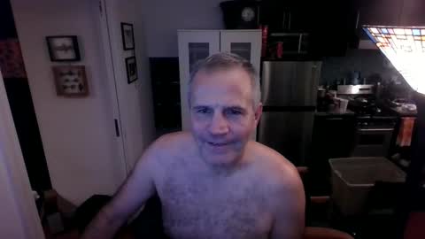 Snapshot of seductivesouthsider chatting on October 20, 6:07 am MickJager online show from October 20, 6:07 am