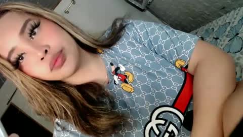 Snapshot of seductivestacyxx chatting on December 21, 8:00 pm MISTRESS STACY online show from December 21, 8:00 pm