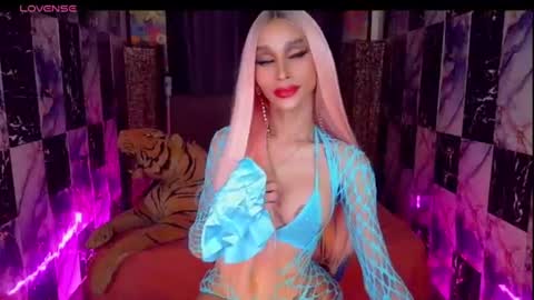 KATARINA LUST online show from July 27, 9:39 am