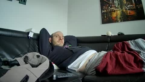 Sebastian online show from February 2, 11:18 am