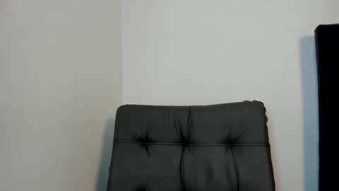 seijacu  online show from January 31, 9:01 pm