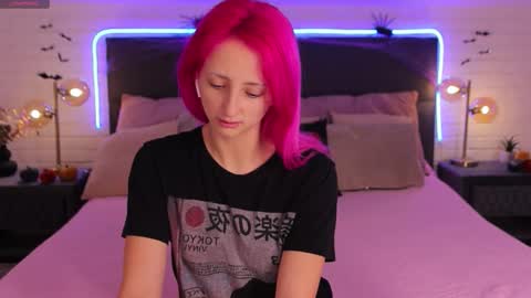 Selena Lily online show from November 1, 7:18 am