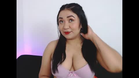 Selena online show from December 18, 3:37 am