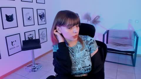 Selena ntmy online show from January 16, 1:58 pm