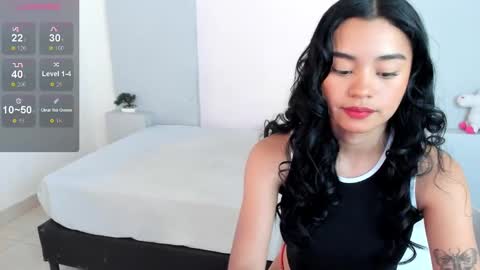 selenafox7 online show from January 18, 7:48 pm