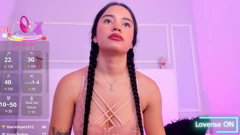 selenafox7 online show from September 21, 2:54 pm