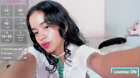 selenafox7 online show from January 25, 2:47 am