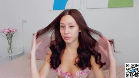 Selena online show from March 19, 9:48 am