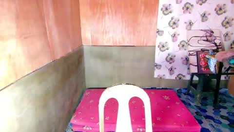 Aprilane online show from November 2, 5:40 am