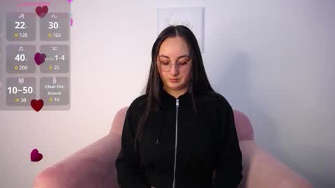 selene_swee online show from March 23, 8:58 pm