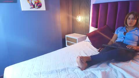 selene online show from February 21, 12:13 am